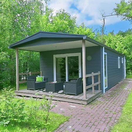 4P Chalet Tolve Met 4 Fietsen Vlakbij Natuurgebieden Drents Friese Wold, Fochteloerveen En Gevangenisdorp Veenhuizen Остервольде Экстерьер фото
